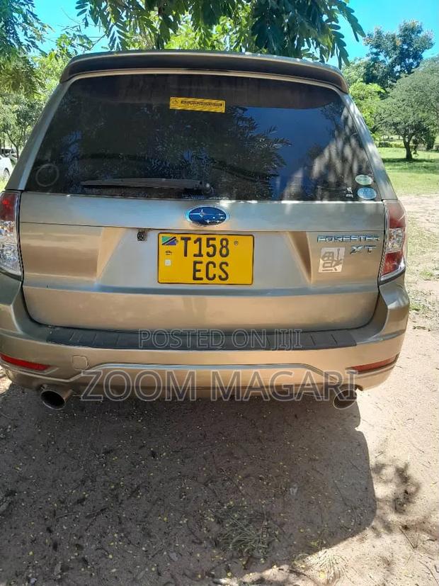 Subaru Forester 2009 Gold