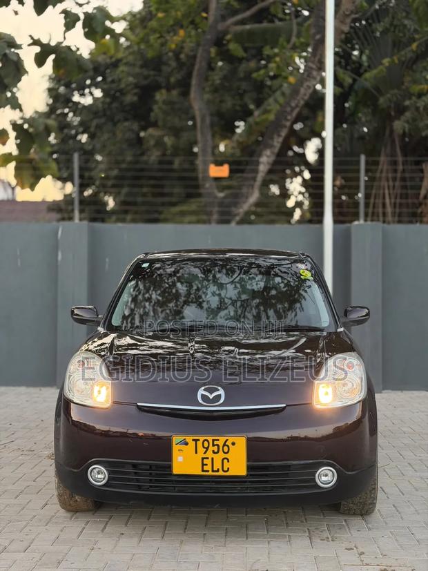 Mazda Verisa 2008 Black