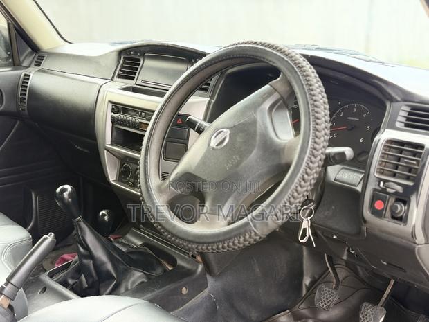 Nissan Patrol 2007 White