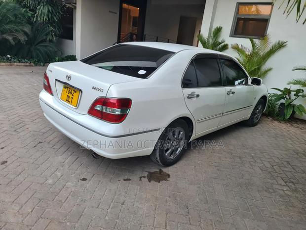 Toyota Brevis 2003 White