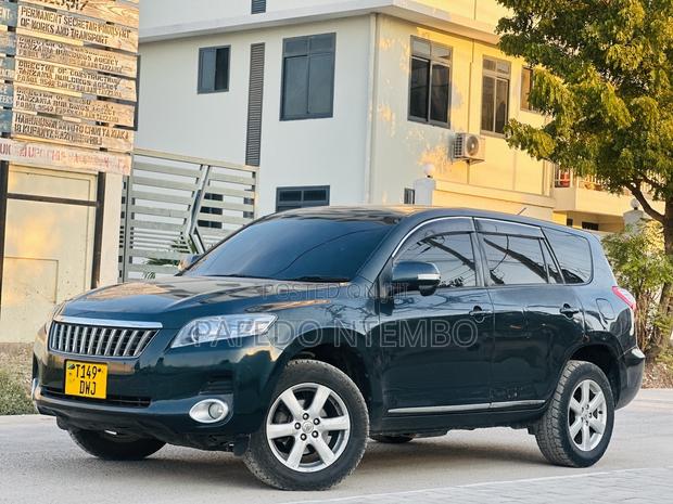 Toyota Vanguard 2009 Green