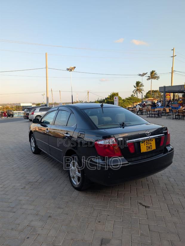 Toyota Premio 2005 Black