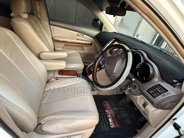 Toyota Harrier 2003 White
