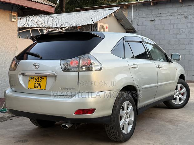 Toyota Harrier 2003 Silver