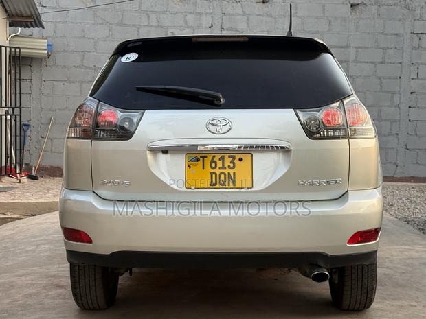 Toyota Harrier 2003 Silver