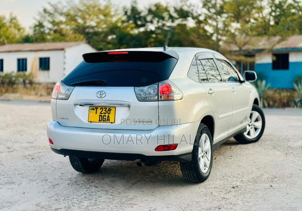 Toyota Harrier 2007 Silver