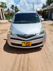 Toyota Ractis 2006 Silver for sale