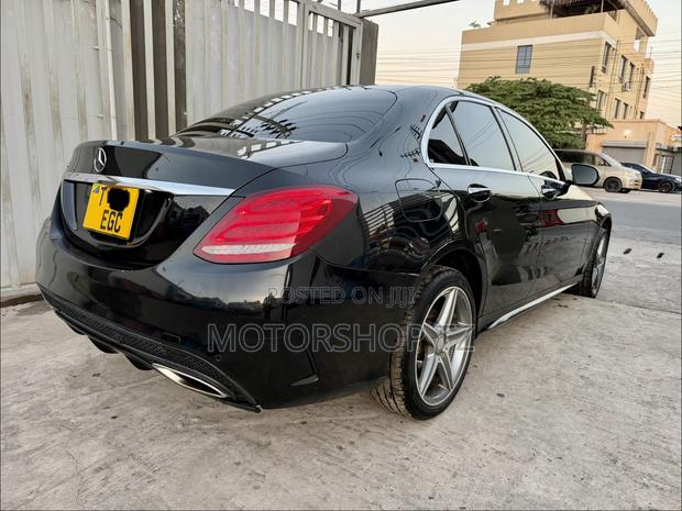 Mercedes-Benz C200 2015 Black
