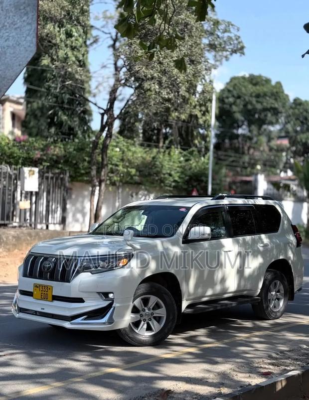 Toyota Land Cruiser Prado 2020 White