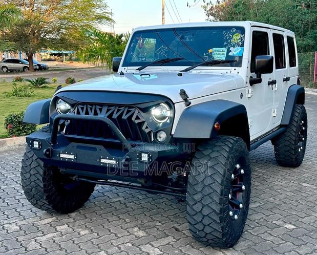 Jeep Wrangler 2017 Silver