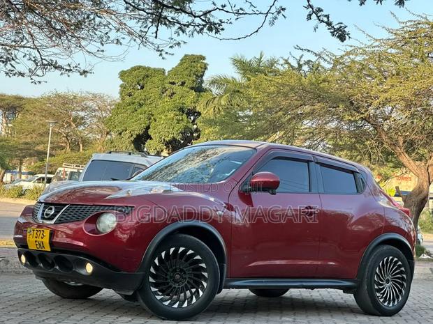 Nissan Juke 2012 Red