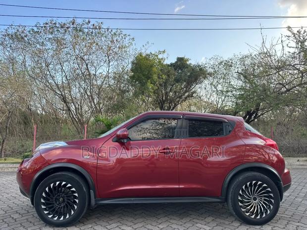Nissan Juke 2012 Red