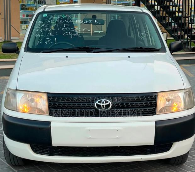 Toyota Probox 2005 White