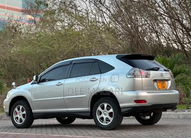 Toyota Harrier 2007 Silver
