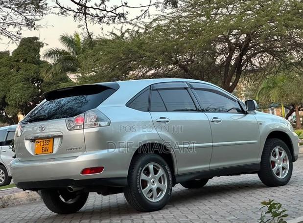 Toyota Harrier 2007 Silver