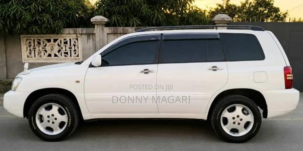 Toyota Kluger 2006 White