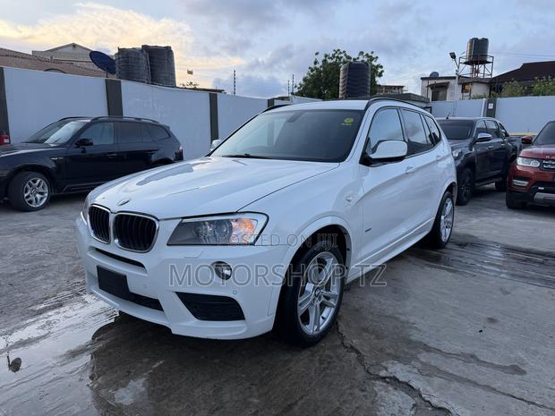 BMW X3 xDrive28i 4dr SUV AWD (2.0L 4cyl Turbo 8A) 2014 White