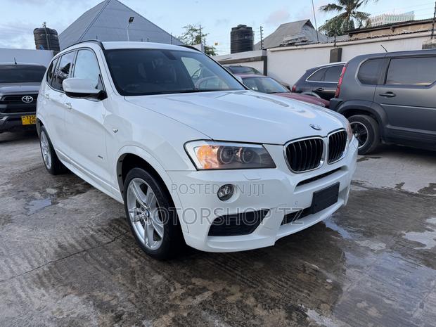 BMW X3 xDrive28i 4dr SUV AWD (2.0L 4cyl Turbo 8A) 2014 White