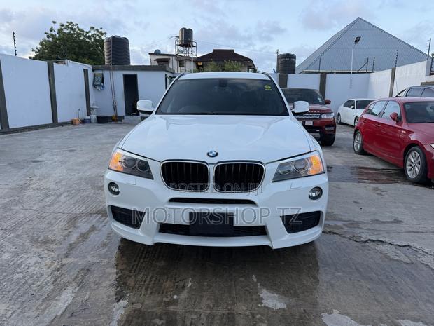 BMW X3 xDrive28i 4dr SUV AWD (2.0L 4cyl Turbo 8A) 2014 White