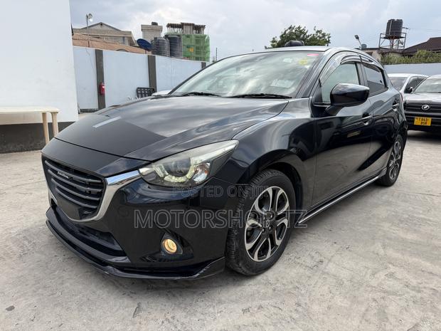 Mazda Demio 2016 Black