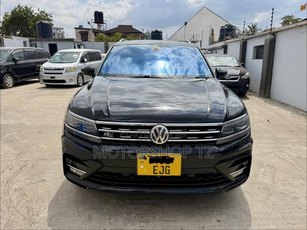 Volkswagen Tiguan 2.0T S AWD 4MOTION 2018 Black