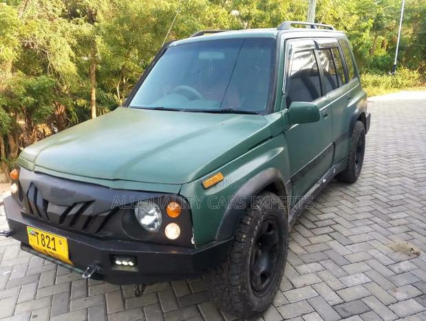 Suzuki Escudo 1998 Black