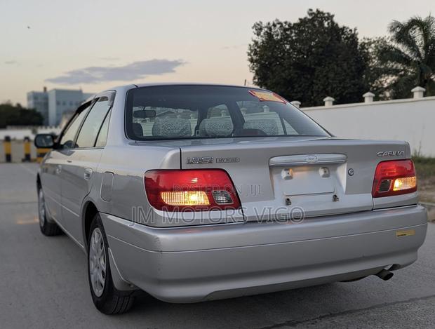 Toyota Carina 2001 Silver