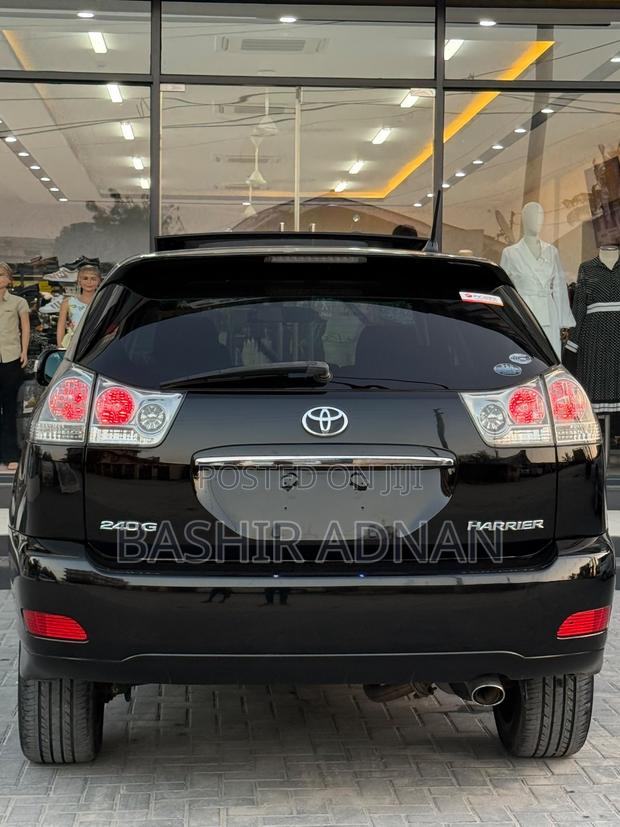 Toyota Harrier 2.4 2005 Matt Black