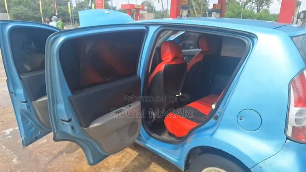 Toyota Passo 2004 Blue