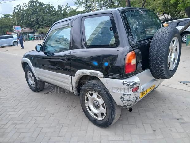Toyota RAV4 1999