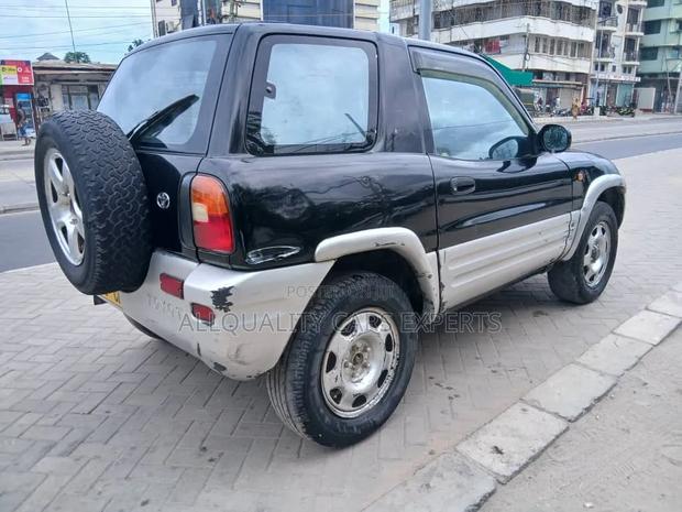 Toyota RAV4 1999