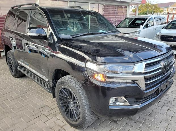Toyota Land Cruiser 2021 Black