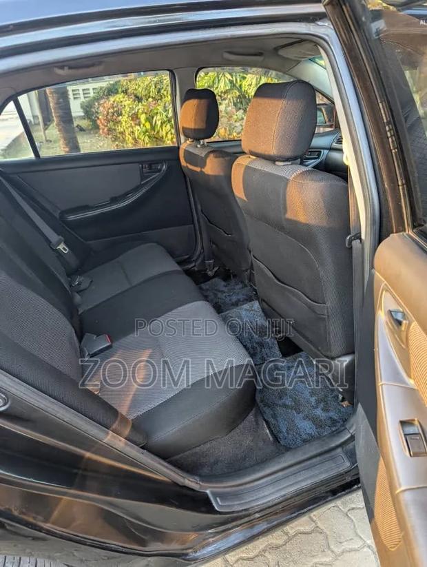 Toyota Corolla RunX 2004 Black