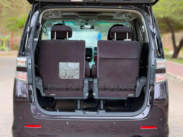 Toyota Vellfire 2009 Black