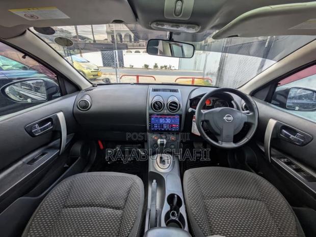 Nissan Dualis 2010 Black