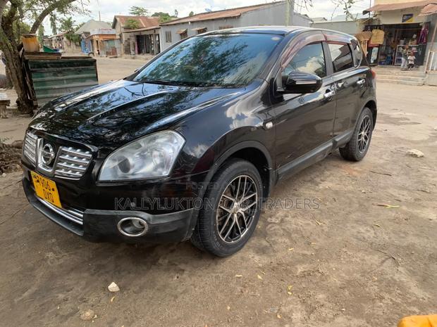 Nissan Dualis 2010 Black