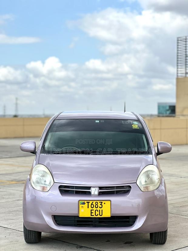 Toyota Passo 2011
