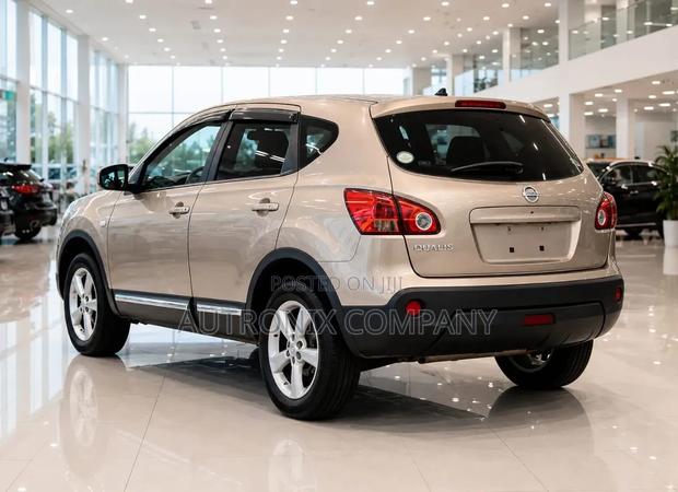 Nissan Dualis 2007 Gold