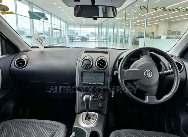Nissan Dualis 2007 Gold