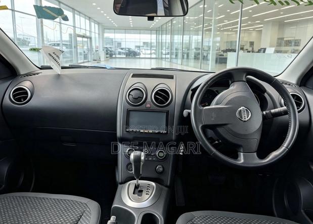 Nissan Dualis 2007 Gold