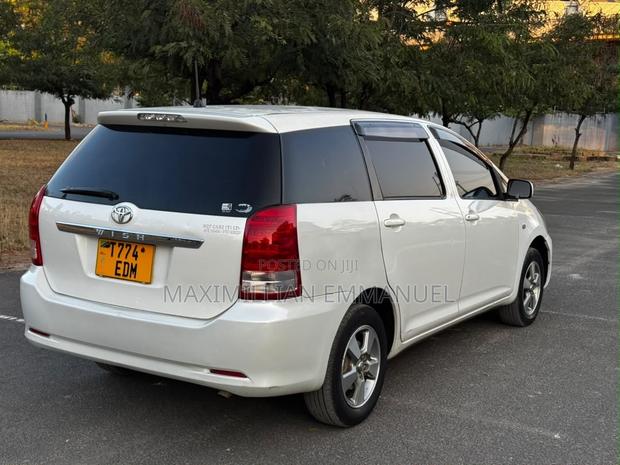 Toyota Wish 2015 White