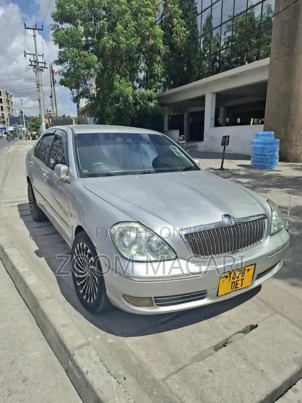Toyota Brevis 2004 Silver