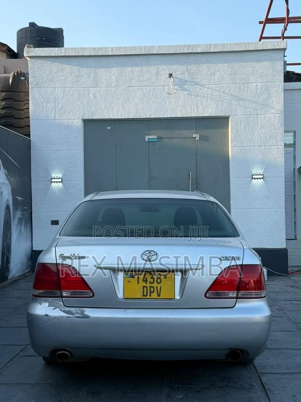 Toyota Crown 2007 Silver