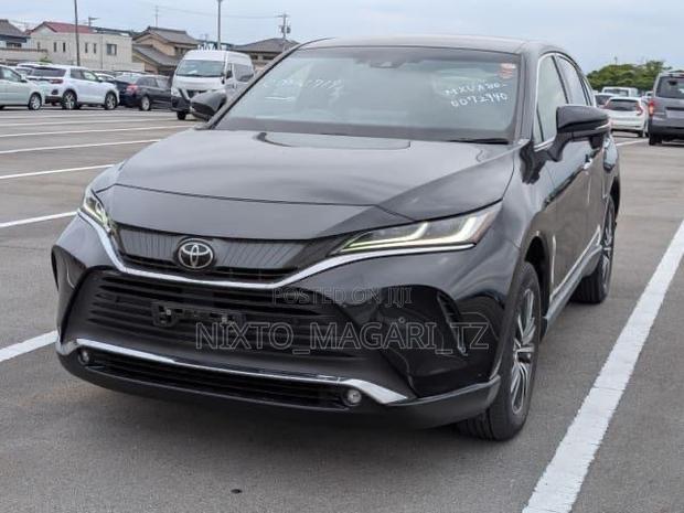 Toyota Harrier 2022 Black