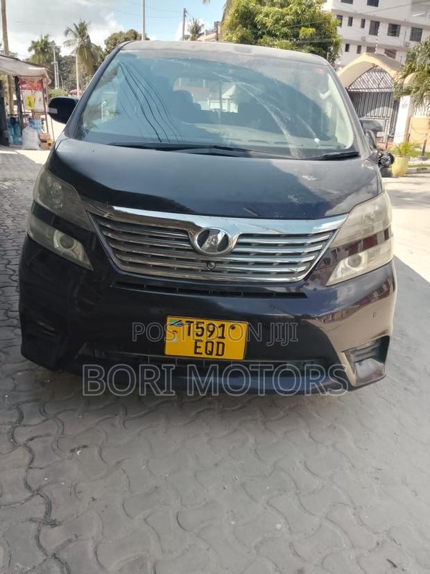 Toyota Alphard 2010 Black