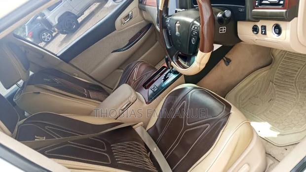 Toyota Crown 2008 White