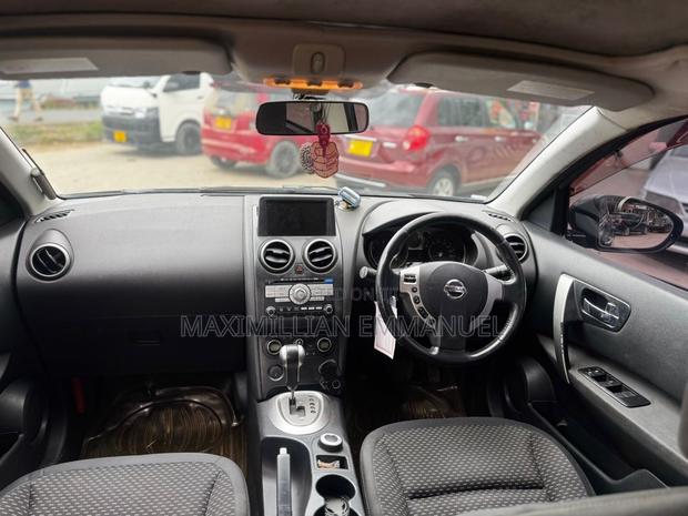 Nissan Dualis 1990 Black