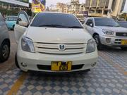 Toyota IST 2007 White for sale