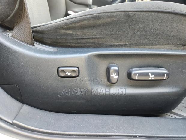 New Toyota Crown 2009 Silver