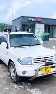 Mitsubishi Pajero 2004 White for sale